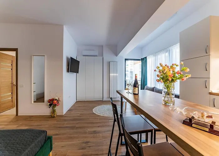 Summer Time Tomis * 那沃达利